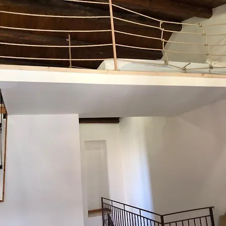 Casa Vacanza Caffe' Apartment *